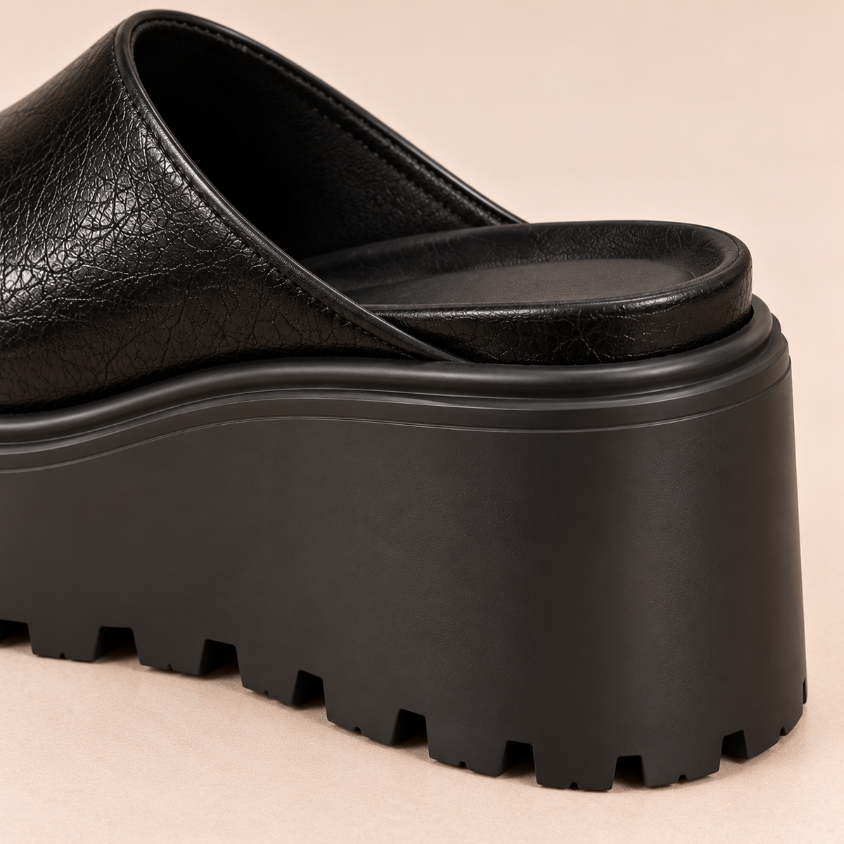 Women's Platform Mule Clogs with Rounded Toe and Chunky Lug Sole alternate view